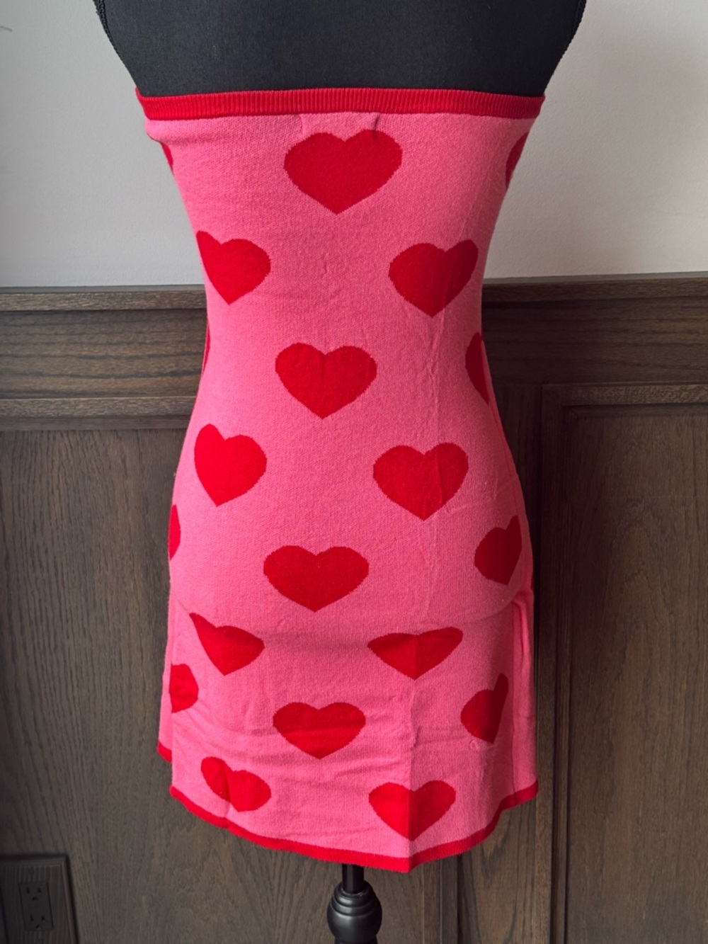 Wenrine Strapless knit Pink Tube Dress with Red Heart Print NWT Medium - Picture 5 of 10